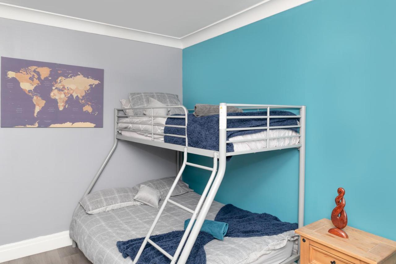Leeds City Centre Spacious House Free Parking And Wi-Fi Exterior foto