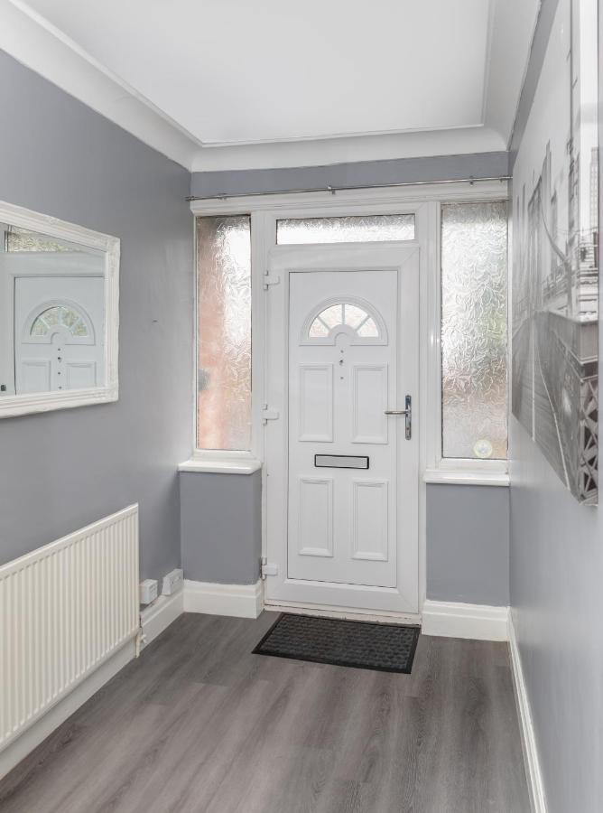 Leeds City Centre Spacious House Free Parking And Wi-Fi Exterior foto